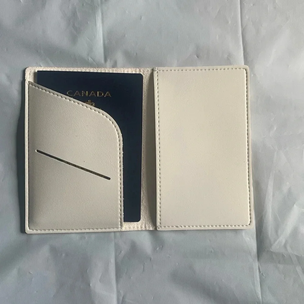 Marvel superhero  travel wallet - Picture 6 of 9